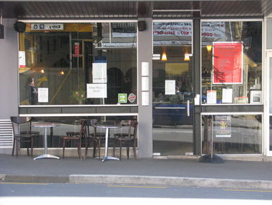 Buy a cafe in Wellington NZ offers around $30,000 + SAV + GST (if any) to be considered! 